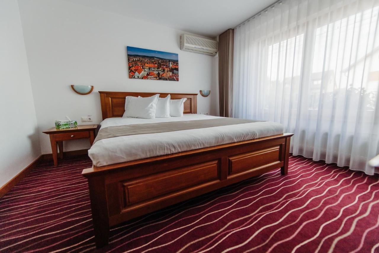 Hotel Boutique Damiani Sybin Zewnętrze zdjęcie