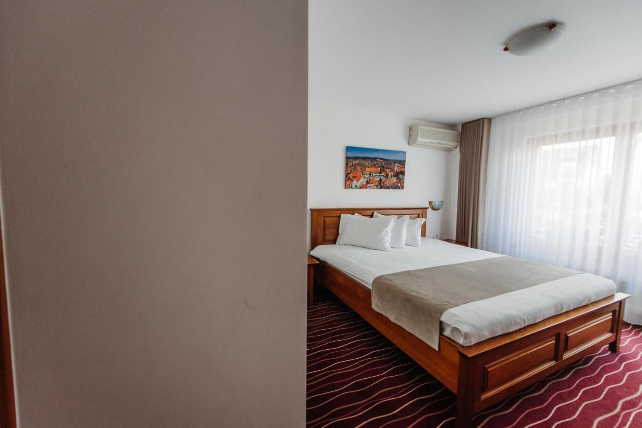 Hotel Boutique Damiani Sybin Zewnętrze zdjęcie